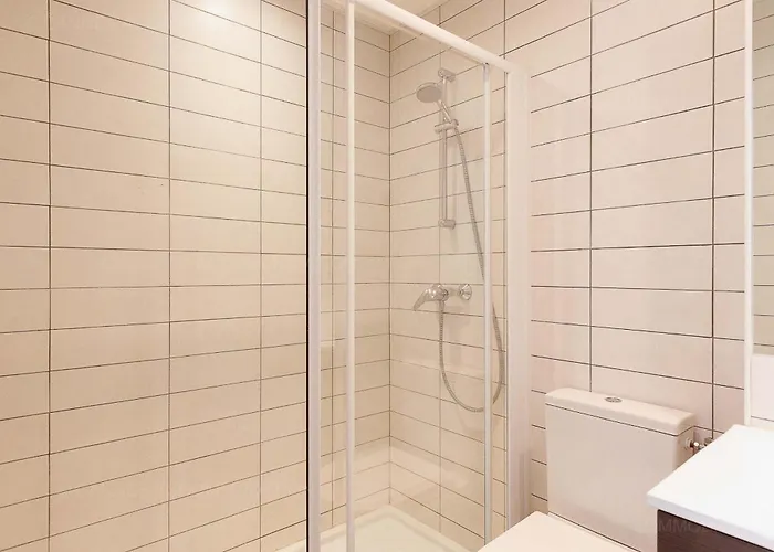 Aout 32 Apartment